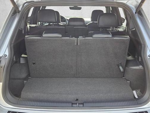 Pyrite Silver Meta 2024 Volkswagen Tiguan 2.0T SE R-Line Black
