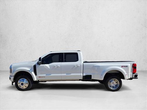 2026 Ford F-450 Platinum