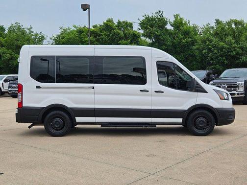 Oxford White 2023 Ford Transit-350 XL