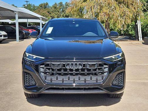 Mythos Black Metallic 2025 Audi Q8 55 Premium Plus