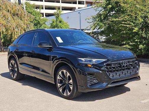 Mythos Black Metallic 2025 Audi Q8 55 Premium Plus