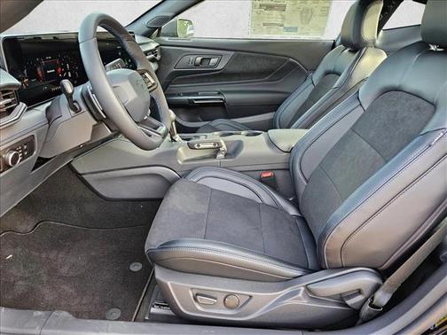 Shadow Black 2026 Ford Mustang Dark Horse Fastback