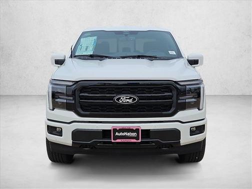 Star White Metallic Tri-Coat 2026 Ford F-150 Lariat