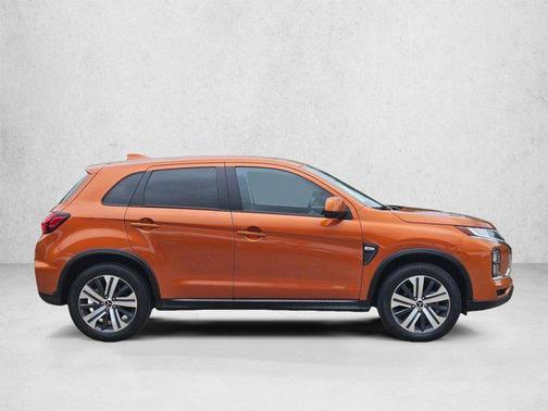 Alloy Silver Metallic 2024 Mitsubishi Outlander Sport 2.0 S