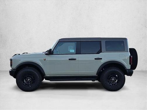 Desert Sand 2026 Ford Bronco Badlands