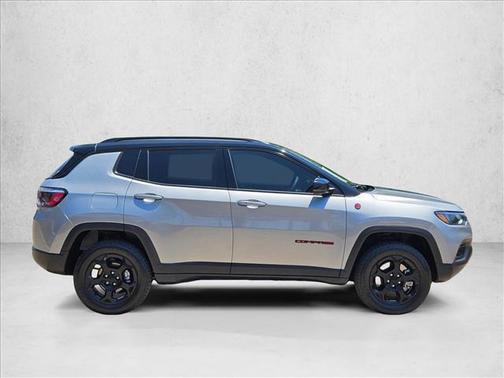 Billet Silver Metallic Clearcoat 2023 Jeep Compass Trailhawk