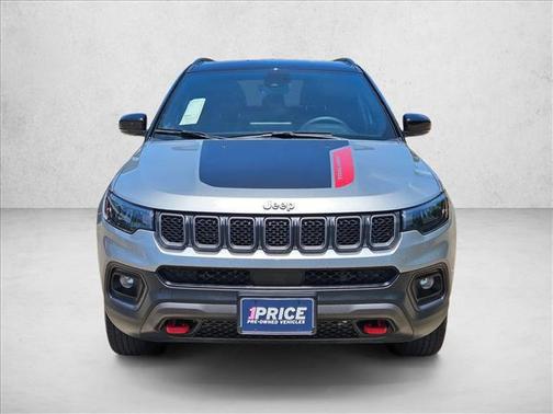 Billet Silver Metallic Clearcoat 2023 Jeep Compass Trailhawk