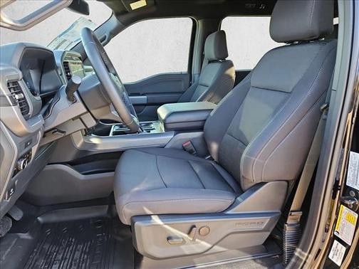 Agate Black Metallic 2026 Ford F-150 XLT
