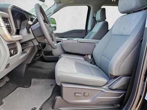 Agate Black Metallic 2026 Ford F-250 XLT