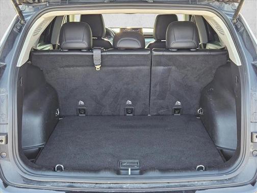Diamond Black Crystal Pearlcoat 2022 Jeep Compass Limited