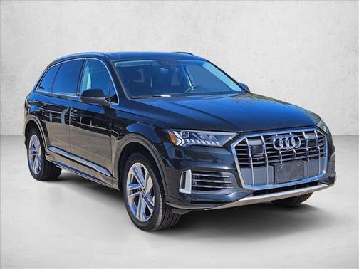 2024 Audi Q7 55 Premium Plus