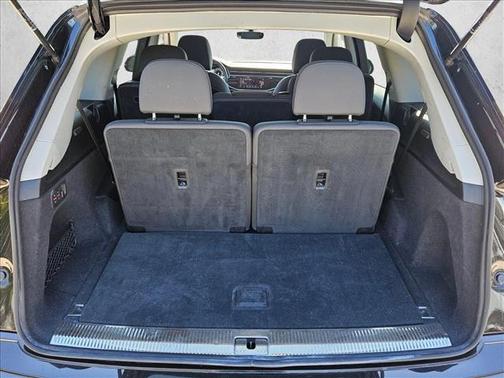 2024 Audi Q7 55 Premium Plus