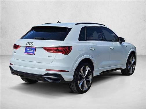 Glacier White Metallic 2022 Audi Q3 45 S line Premium Plus