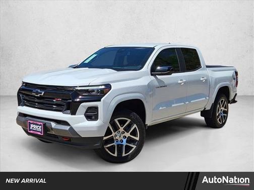 Summit White 2023 Chevrolet Colorado Z71