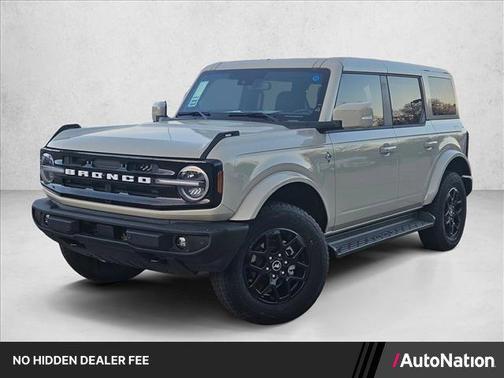 Desert Sand 2025 Ford Bronco Outer Banks