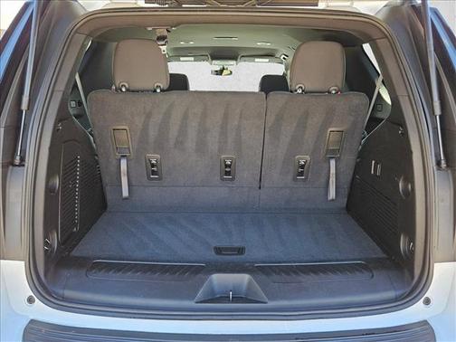 2022 Chevrolet Tahoe LS