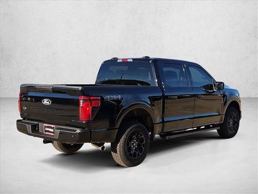 Agate Black Metallic 2026 Ford F-150 XLT