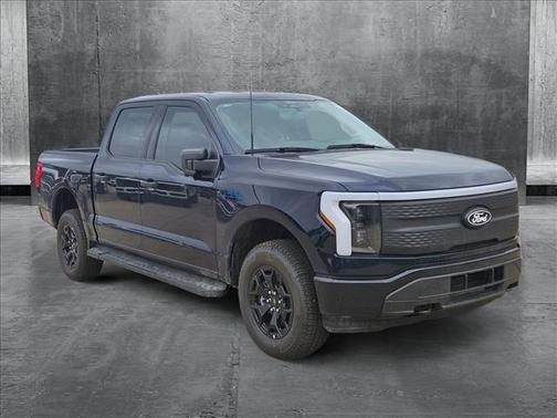 2025 Ford F-150 Lightning XLT