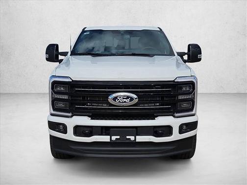 Star White Metallic Tri-Coat 2027 Ford F-350 Platinum