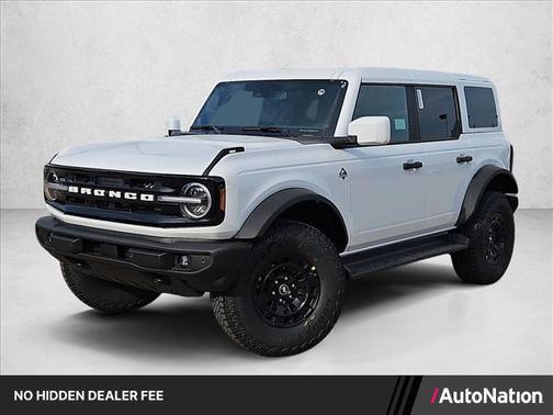 Oxford White 2026 Ford Bronco Outer Banks