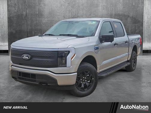 2025 Ford F-150 Lightning XLT