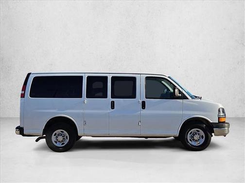 2013 Chevrolet Express 2500 LT