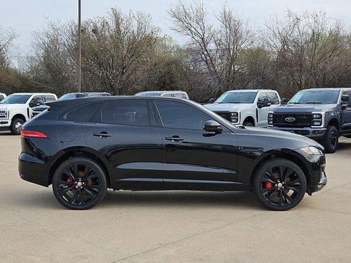 2017 Jaguar F-PACE S