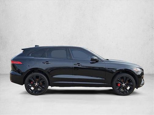 2017 Jaguar F-PACE S