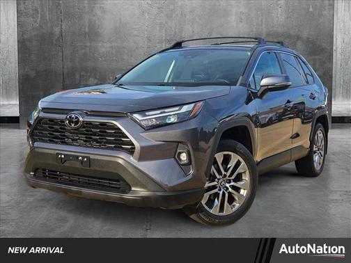 2022 Toyota RAV4 XLE Premium