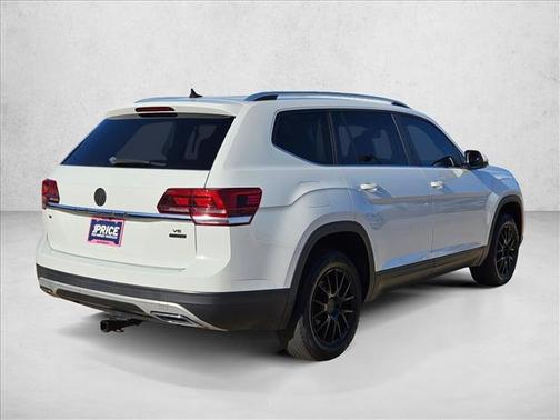 Pure White 2018 Volkswagen Atlas 3.6L SE