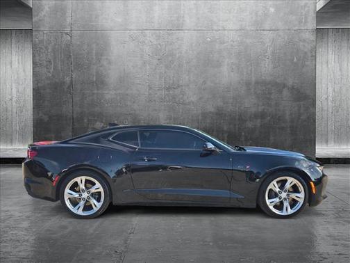2021 Chevrolet Camaro RWD Coupe LT1