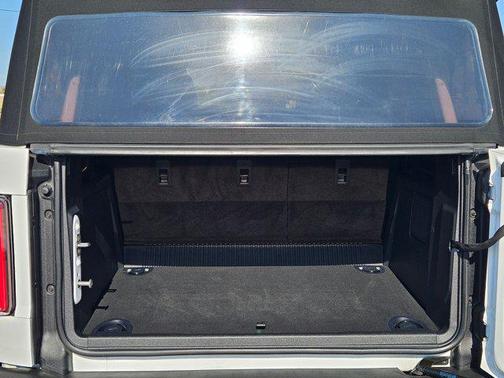 Oxford White 2023 Ford Bronco Wildtrak