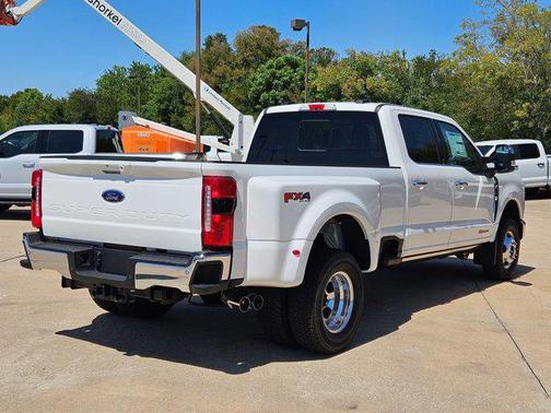 2026 Ford F-350 Lariat