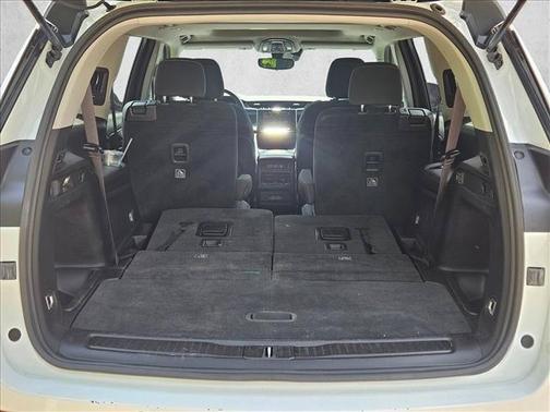 Bright White Clearcoat 2024 Jeep Grand Cherokee L Laredo