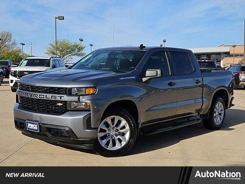 2022 Chevrolet Silverado 1500 Custom