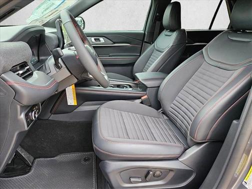 Carbonized Gray Metallic 2026 Ford Explorer ST-Line