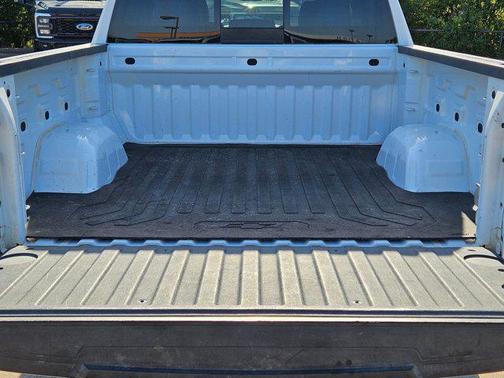 Summit White 2019 Chevrolet Silverado 1500 LT