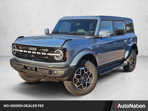 Azure Gray Metallic Tri-Coat 2025 Ford Bronco Outer Banks