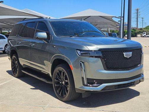 2023 Cadillac Escalade Sport