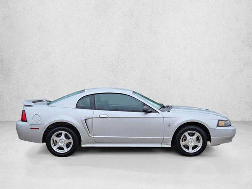 Silver/Gray 2003 Ford Mustang Base