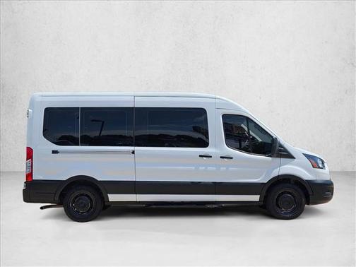 Oxford White 2023 Ford Transit-350 XL
