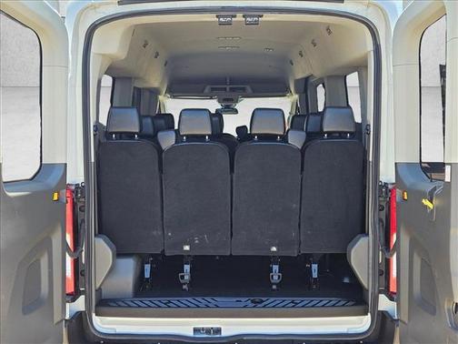 Oxford White 2023 Ford Transit-350 XL