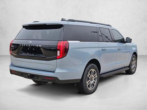 Glacier Gray Metallic Tri-Coat 2026 Ford Expedition Max Active 4x2