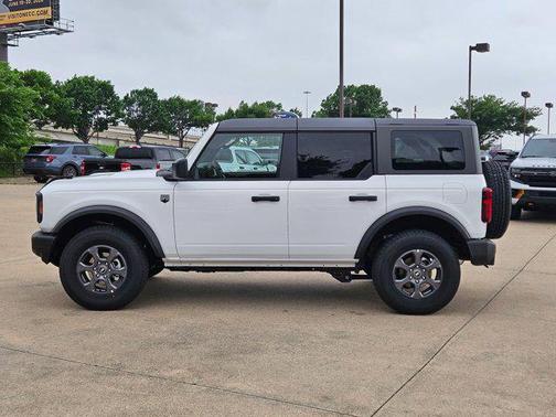 Oxford White 2026 Ford Bronco Big Bend