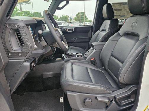 Oxford White 2026 Ford Bronco Big Bend