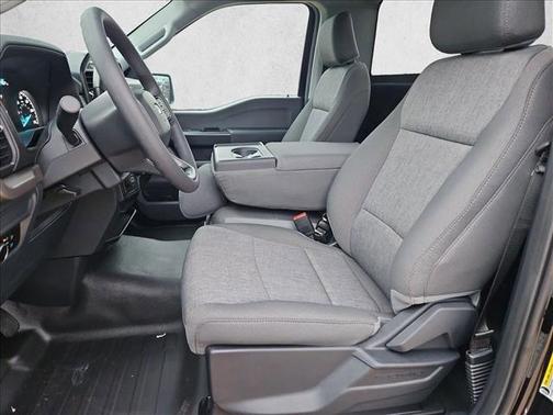 Agate Black Metallic 2026 Ford F-150 XL