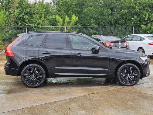 2025 Volvo XC60 Plus