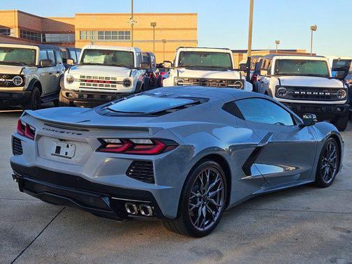 2024 Chevrolet Corvette Stingray w/2LT