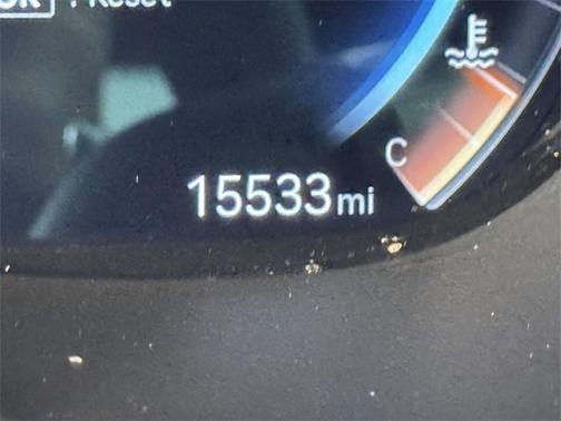 Uyuni White 2023 Genesis G80 2.5T