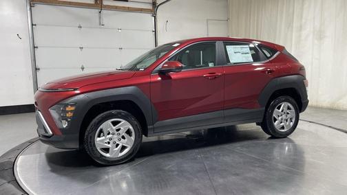 2025 Hyundai KONA SE